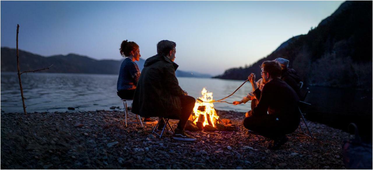 Loch Ness Lochside Hostel, Over 16S Only Invermoriston Exteriér fotografie